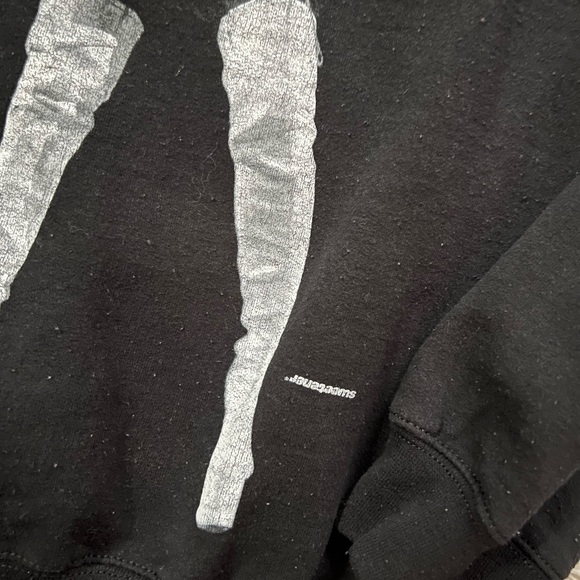 ARIANA GRANDE Fake Smile Sweatshirt from Sweetener World Tour - Picture 2 of 3